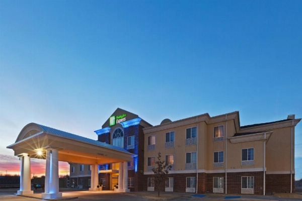 Holiday Inn Express Hereford image 22